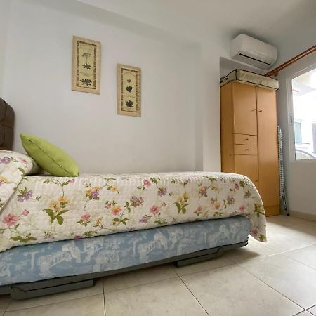 Apartamento Coronado Centro Нерха Экстерьер фото